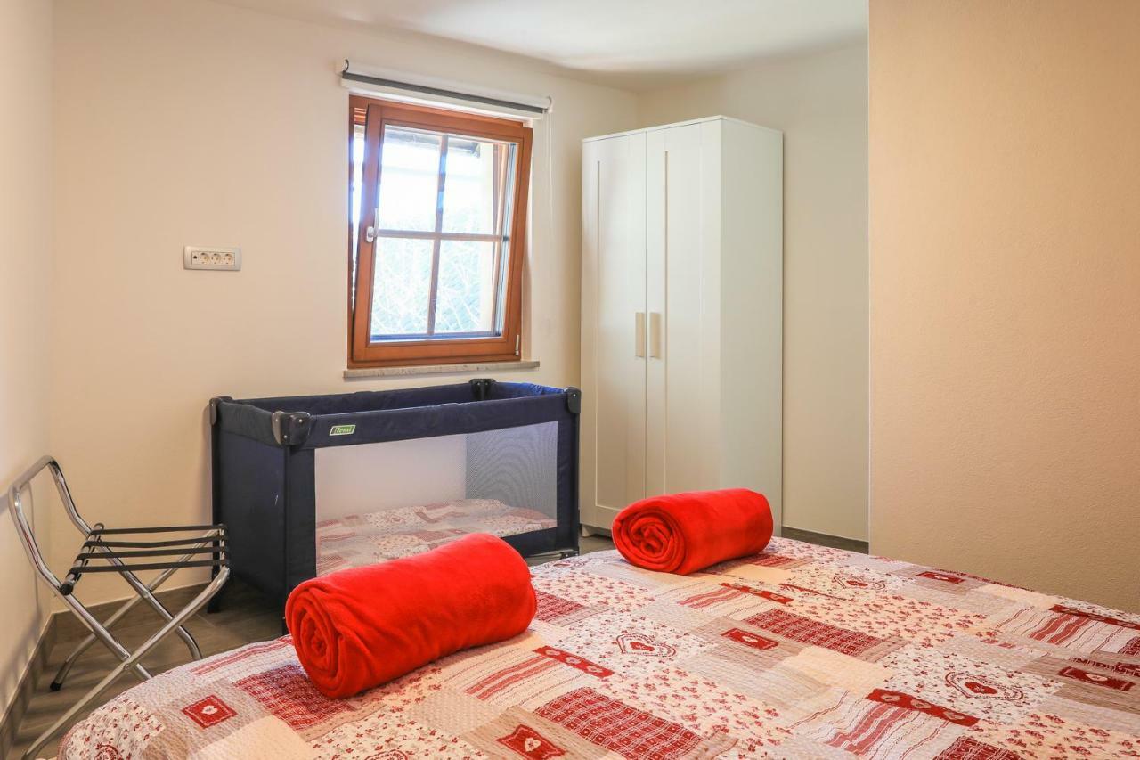 Apartmaji Tina Zgornje Gorje Exterior photo